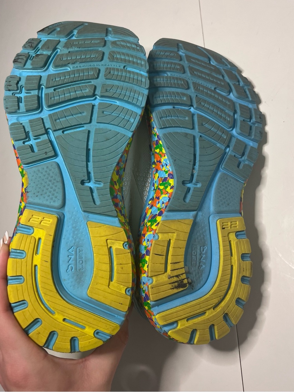 Brooks Women’s White Sneakers with Multicolor Speckle Sole - Picture 8 of 9